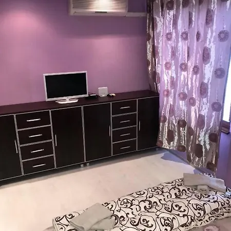 Front Beach Апартамент Несебър
