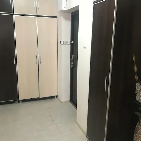 Апартамент Front Beach Несебър
